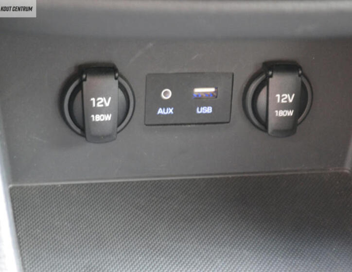 Hyundai i30 24