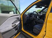 Lexus LBX 17