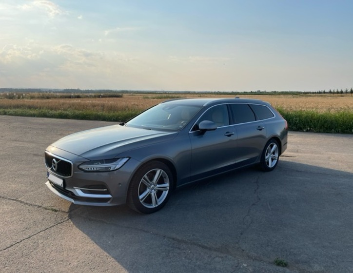 Volvo V90 11
