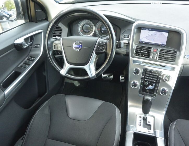 Volvo XC60 12