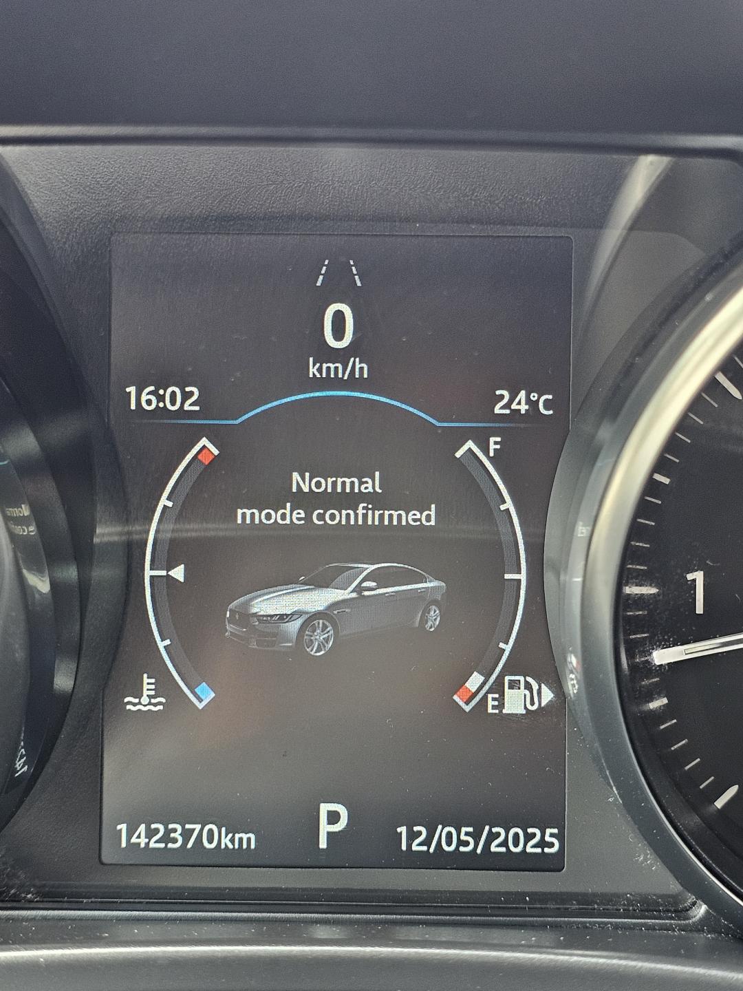 Jaguar XE