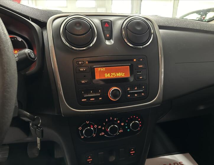 Dacia Logan 9