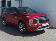 Mitsubishi Outlander 1