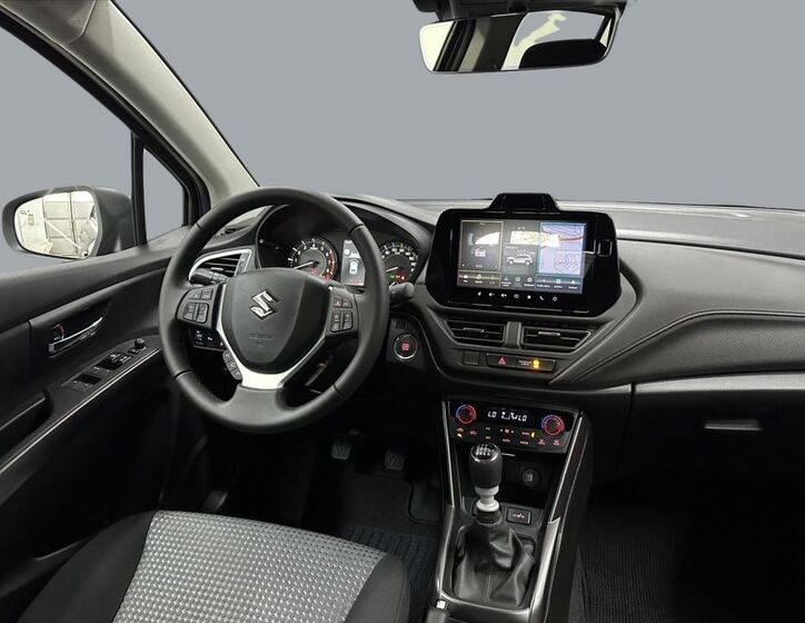Suzuki S-Cross 10