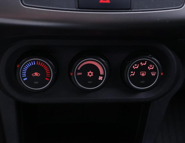 Mitsubishi Lancer 21