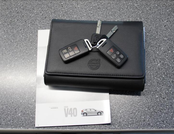 Volvo V40 43