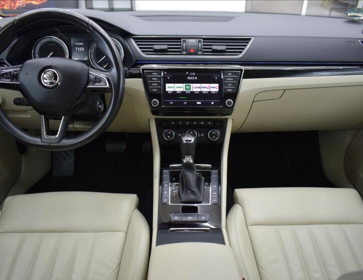 Škoda Superb 18