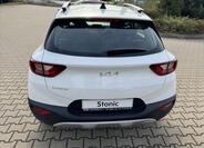 KIA Stonic 6