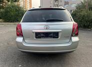 Toyota Avensis 21