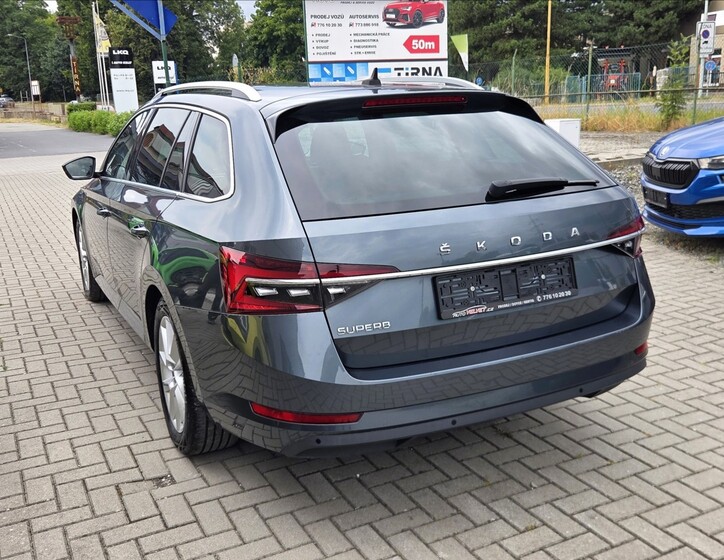 Škoda Superb 2