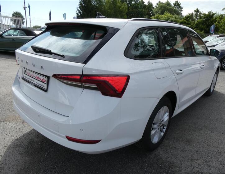 Škoda Octavia 10
