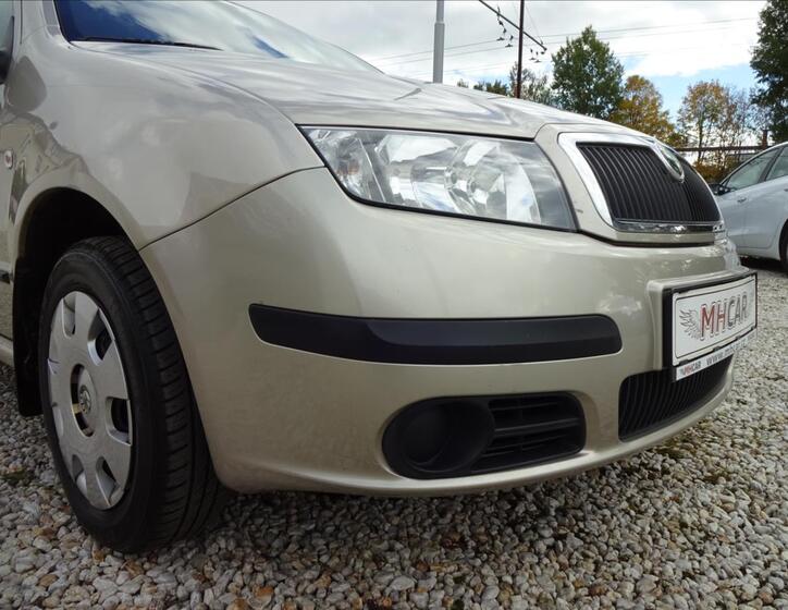 Škoda Fabia 12