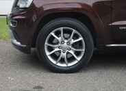 Jeep Grand Cherokee 9