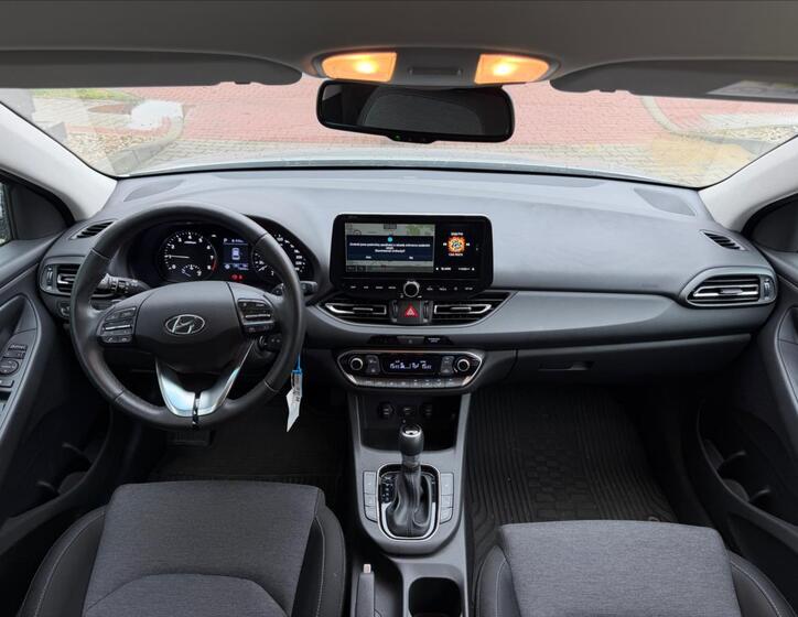 Hyundai i30 8