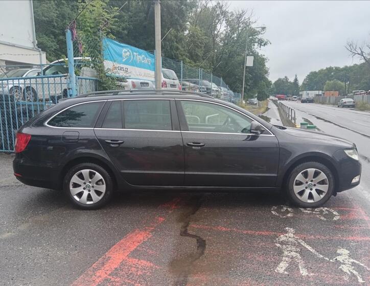Škoda Superb 13