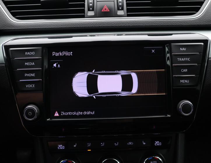 Škoda Superb 22