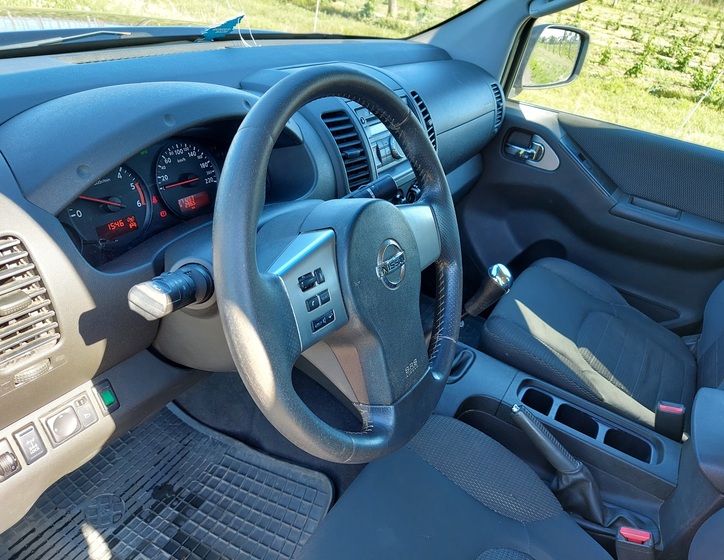 Nissan Navara 7