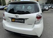 Toyota Verso 12