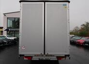 Mercedes-Benz Sprinter 8