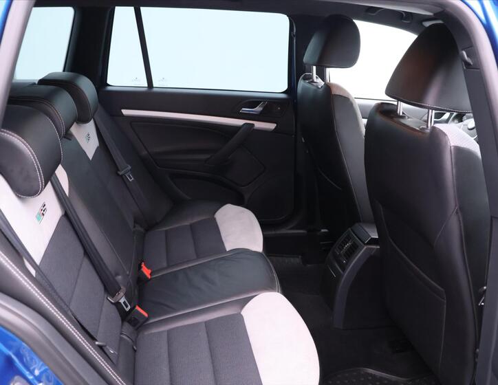 Škoda Octavia 12