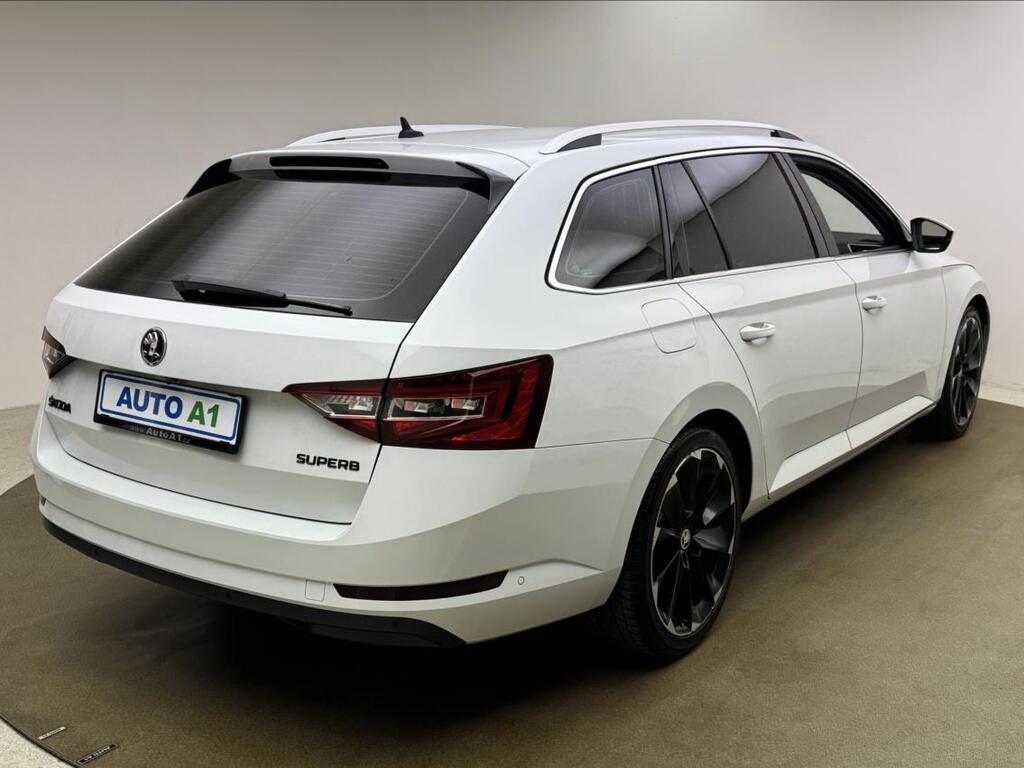 Škoda Superb 4
