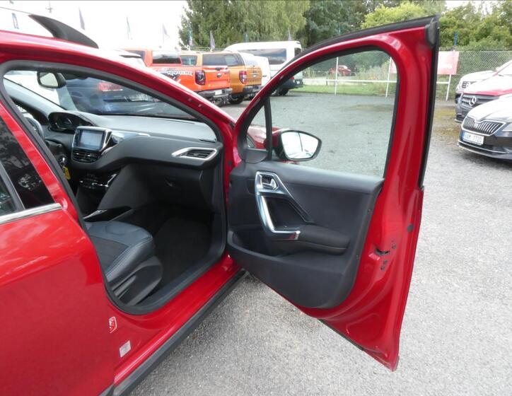 Peugeot 2008 21
