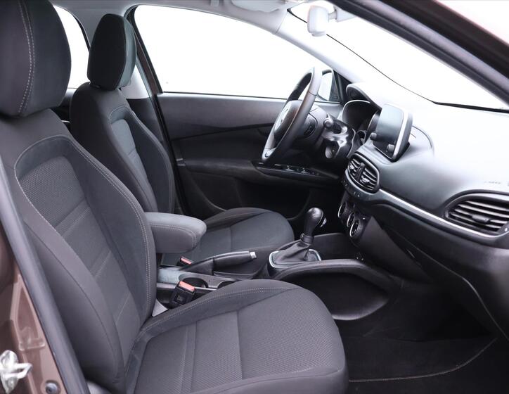 Fiat Tipo 11
