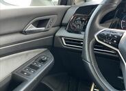 Volkswagen Golf 13