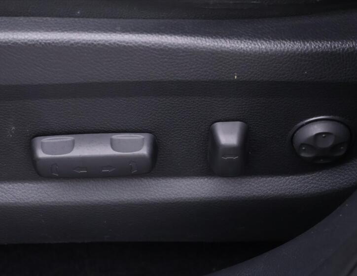 Hyundai Santa Fe 18
