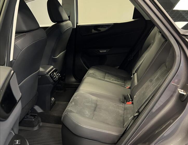 Lexus NX 350h 8