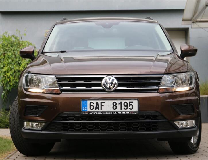 Volkswagen Tiguan 7