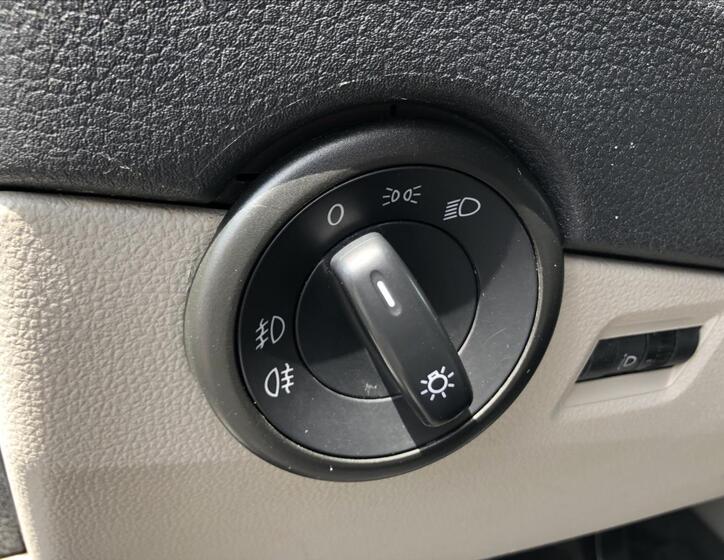 Volkswagen Transporter 18