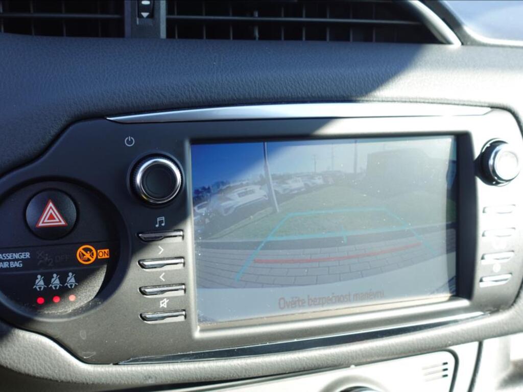 Toyota Yaris 19