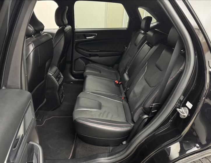 Ford Edge 46