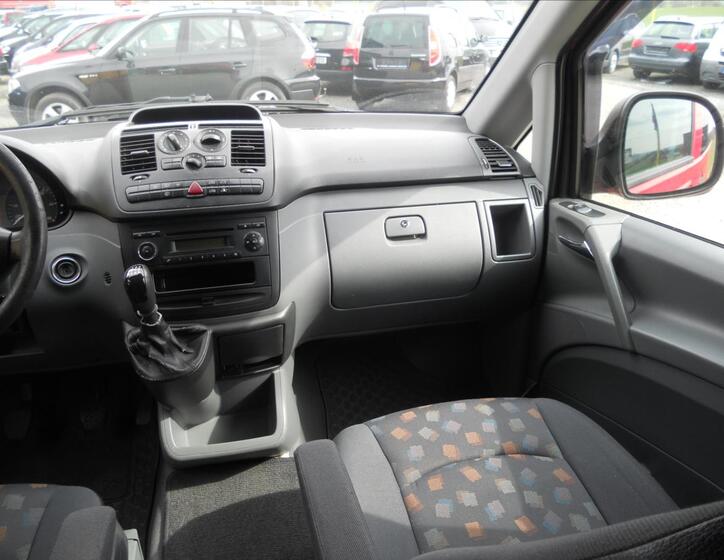Mercedes-Benz Vito 14