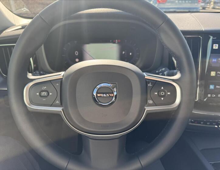 Volvo XC60 13
