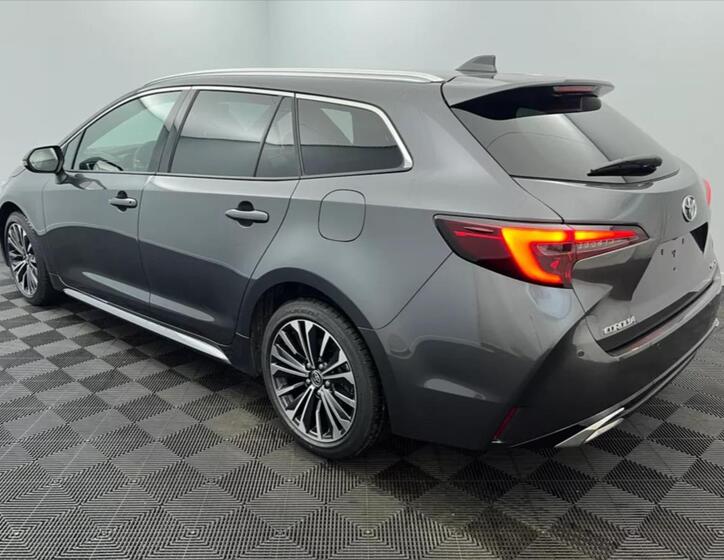 Toyota Corolla 4