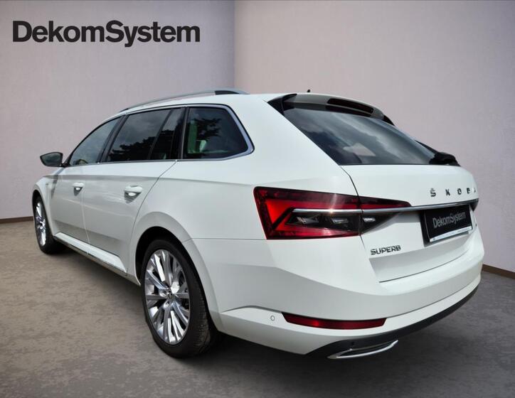 Škoda Superb 4