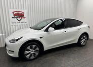 Tesla Model Y 3