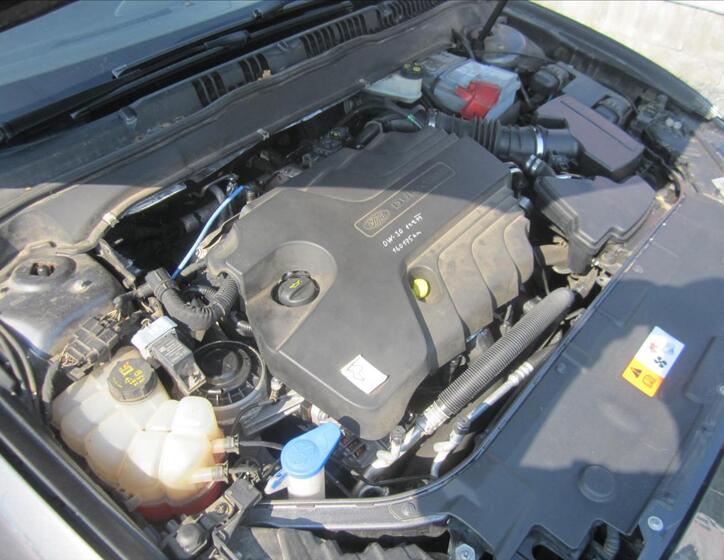 Ford Mondeo 41