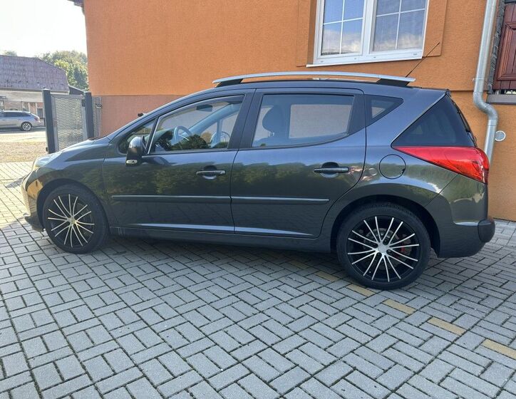 Peugeot 207 7