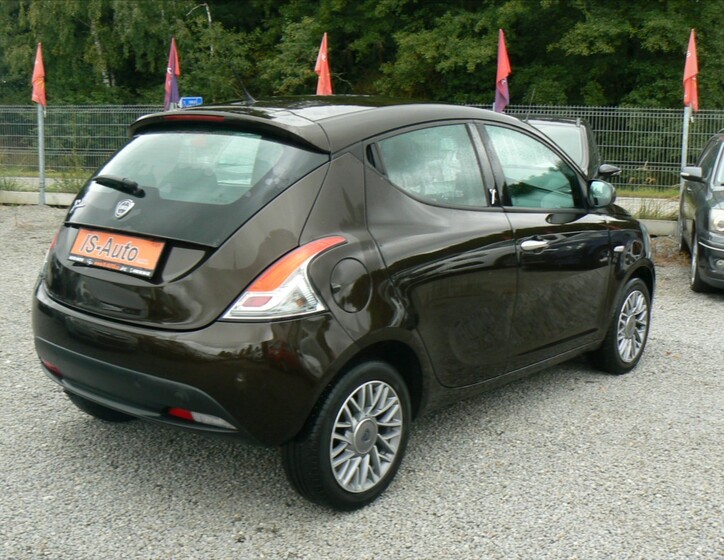 Lancia Y 3