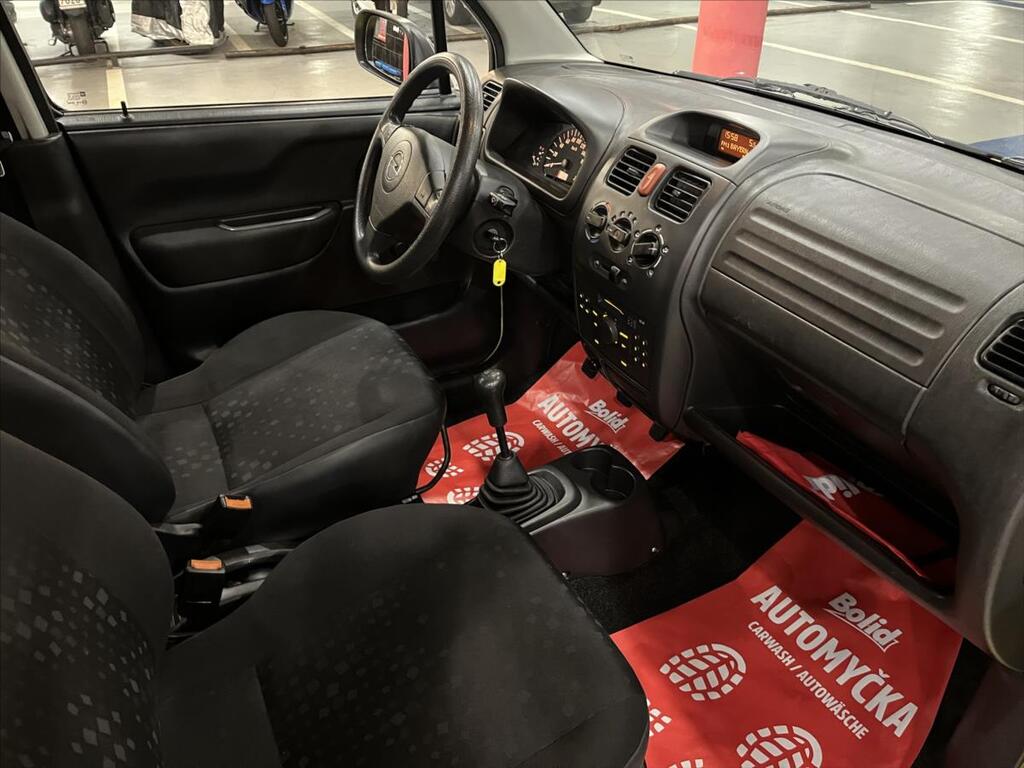 Opel Agila 12