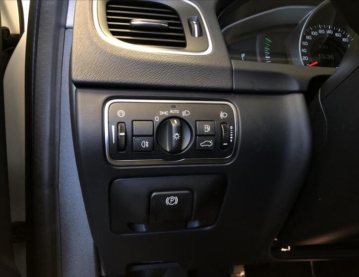 Volvo V60 22