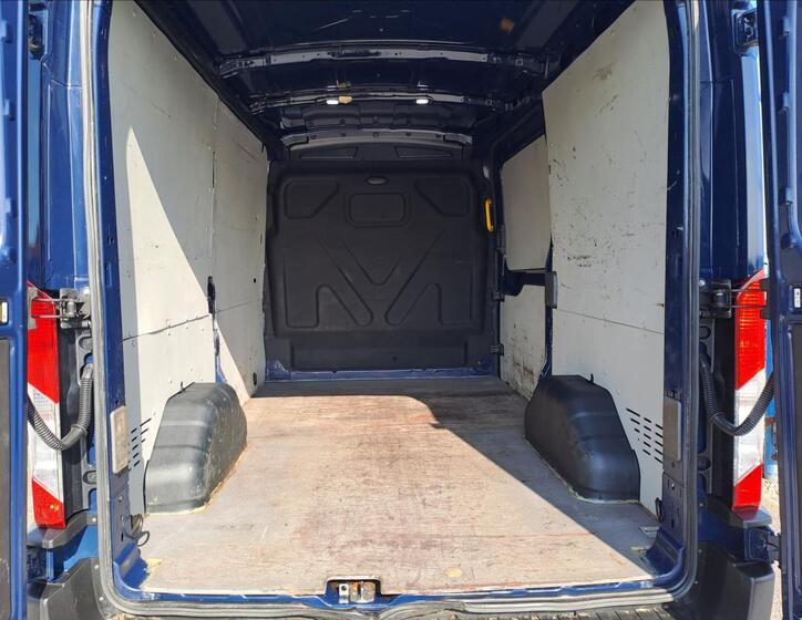 Ford Transit 12