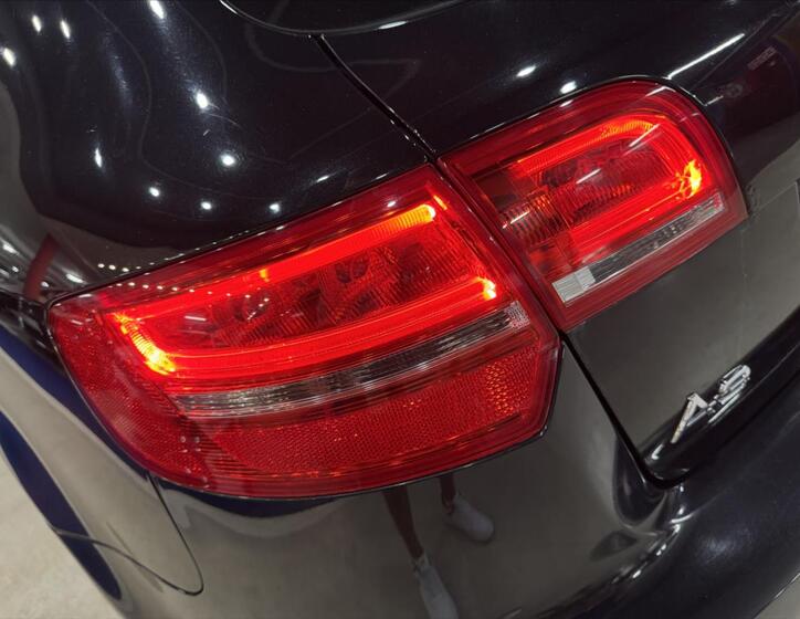 Audi A3 8