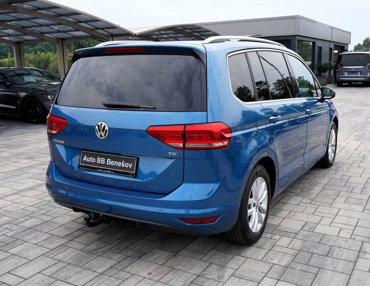 Volkswagen Touran 6