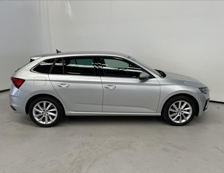 Škoda Scala 3