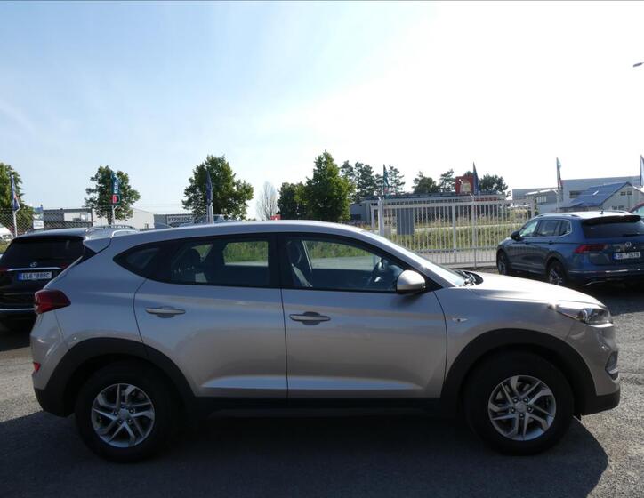 Hyundai Tucson 12