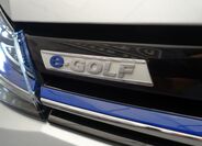 Volkswagen Golf 33